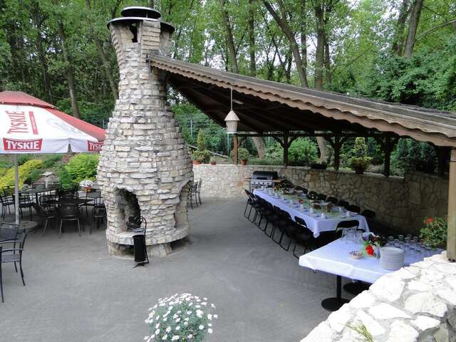 Отель ZAJAZD RESTAURACJA KARLIK Radzionków-14